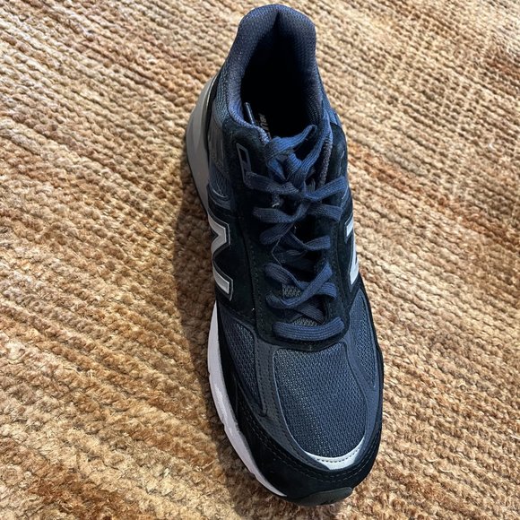 New Balance 990v5 navy size 10 - Picture 3 of 3